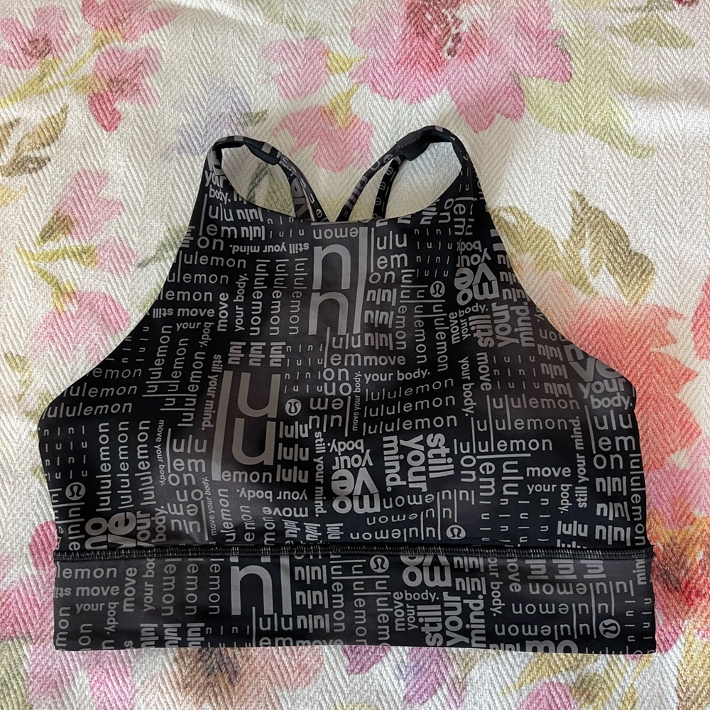 lululemon high neck Sports Bra